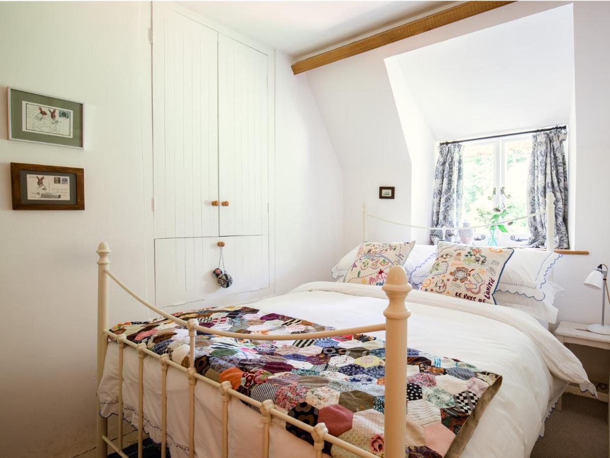 Lily Cottage Great Tew Bagian luar foto